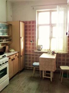 Продам 3-комнатную квартиру на Говорова 13