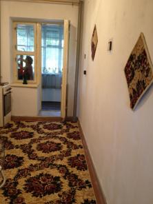 Продаю 3х комнатную квартиру,80кв.метров на Новом Квартале