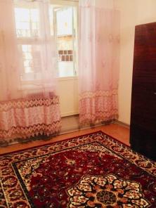 Продаю 3х комнатную квартиру,80кв.метров на Новом Квартале